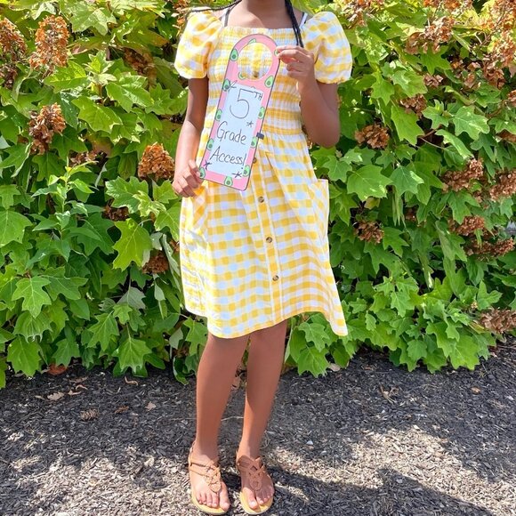 Yellow & White Checkered Girls Dress, GREAT for Spring OR Summer! - Picture 2 of 7